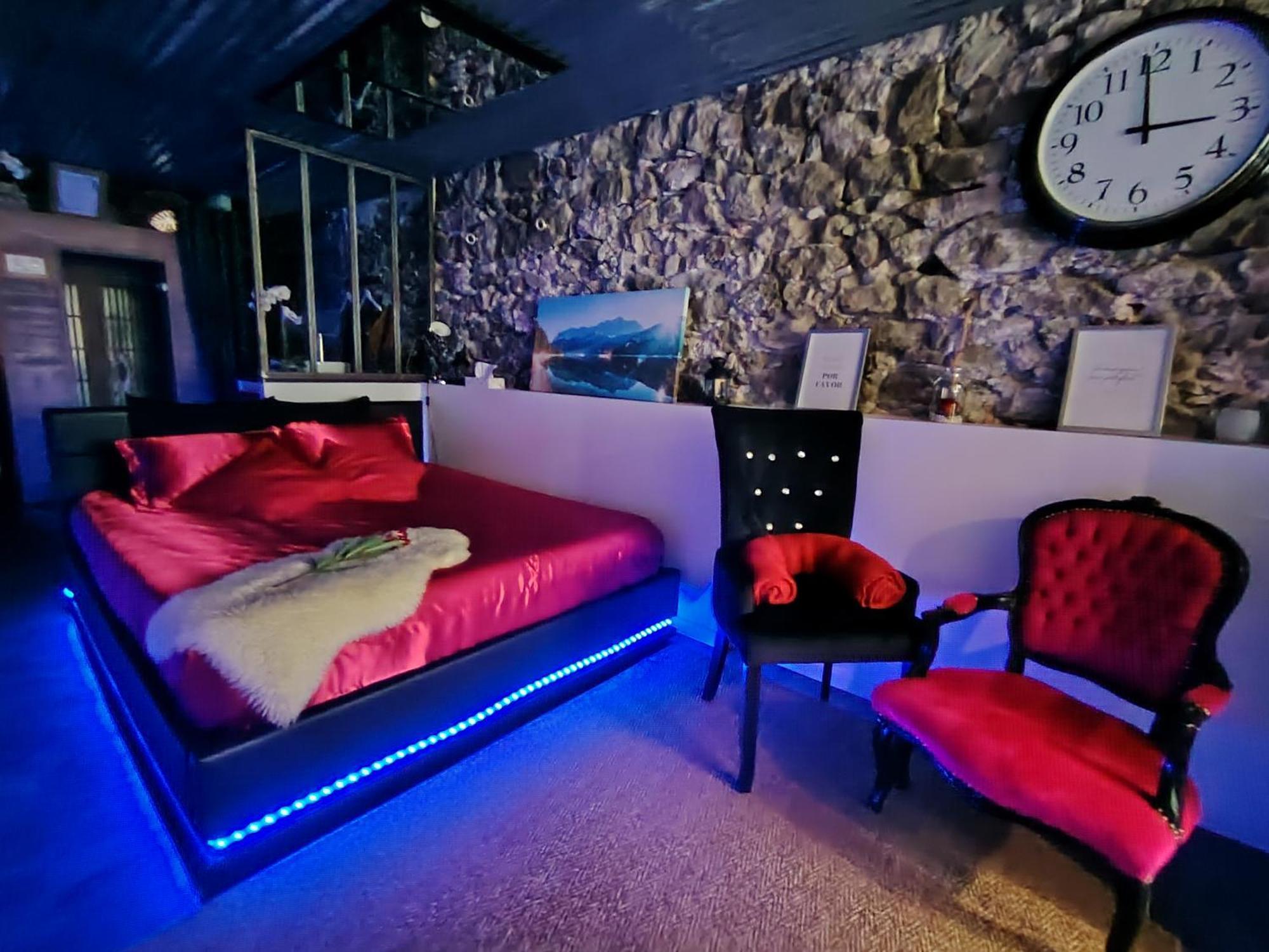 Sweet Loft Grenoble-Love Room Avec Jacuzzi & Sauna Εξωτερικό φωτογραφία
